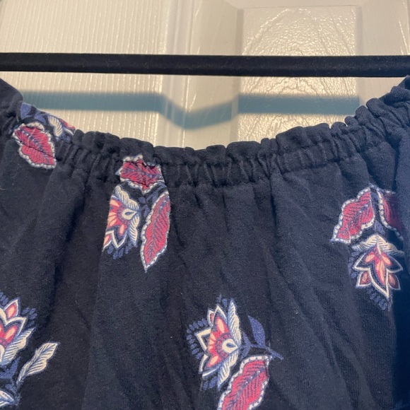 Off the shoulder loose fitting summer blouse - Picture 3 of 4